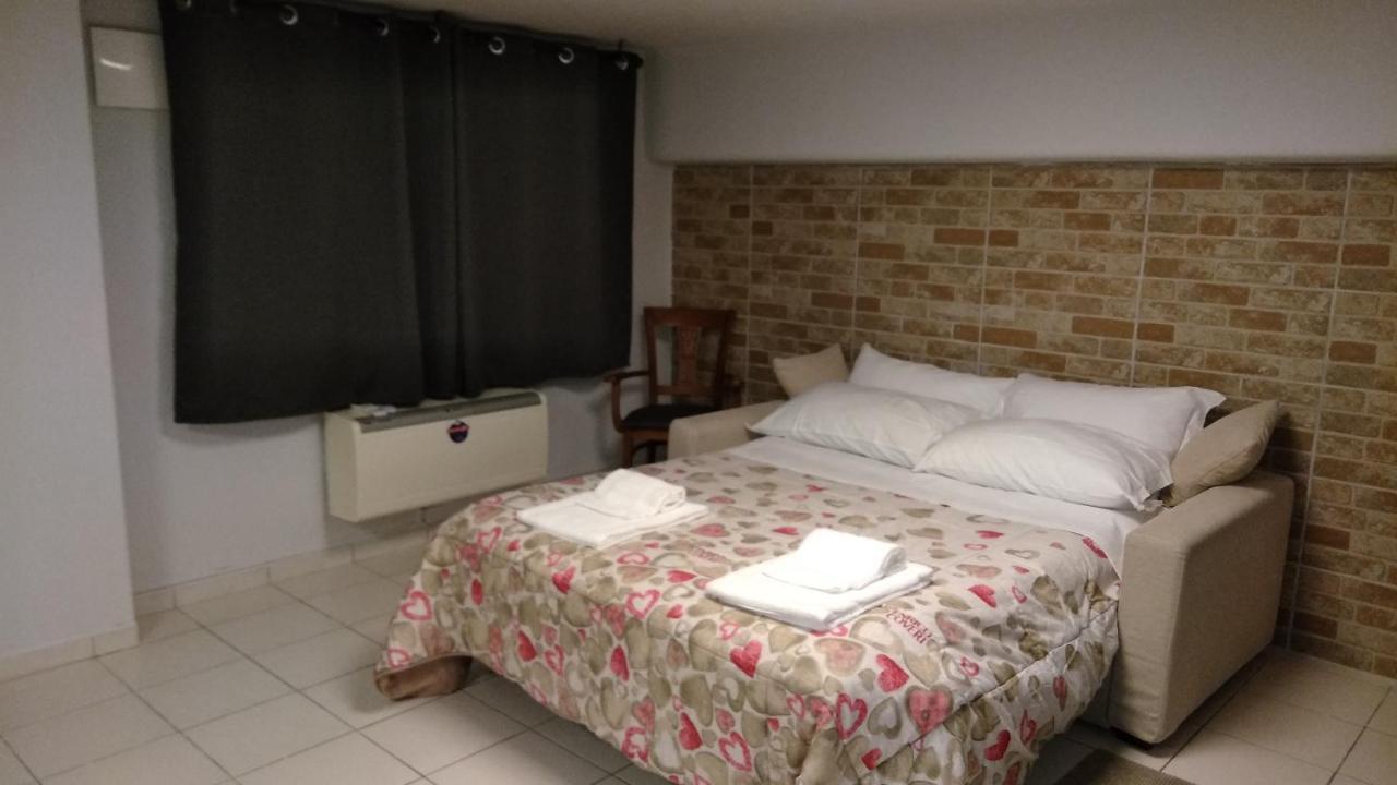 Monolocale Via Leopardi Hotell Pescara Eksteriør bilde